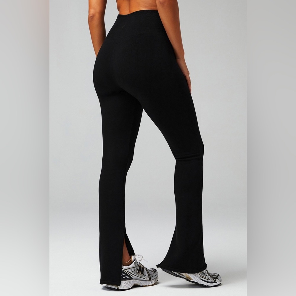 NWT Fabletics Cloud Seamless High-Waisted Split Flare